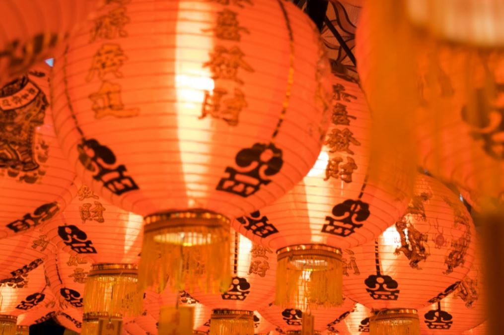 chinese new year red lanterns hanging from above